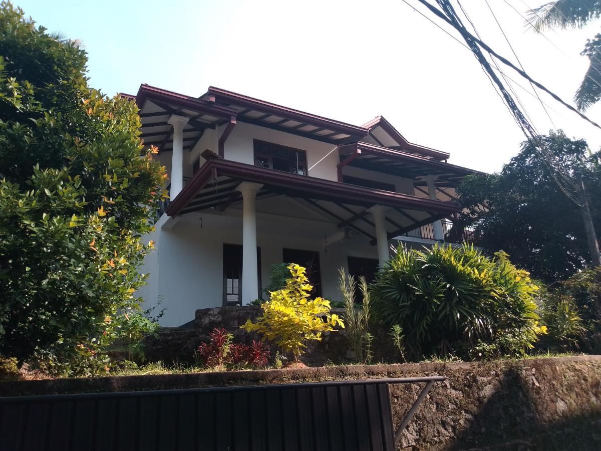 Sea & Greens Apartments Unawatuna Exterior photo